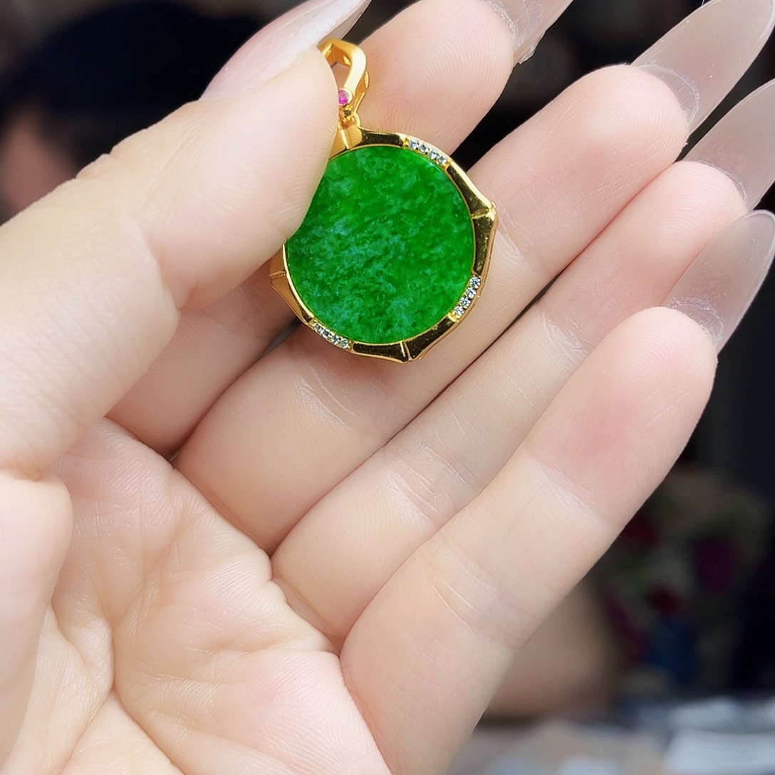 翡翠银S925镶嵌颈饰吊坠