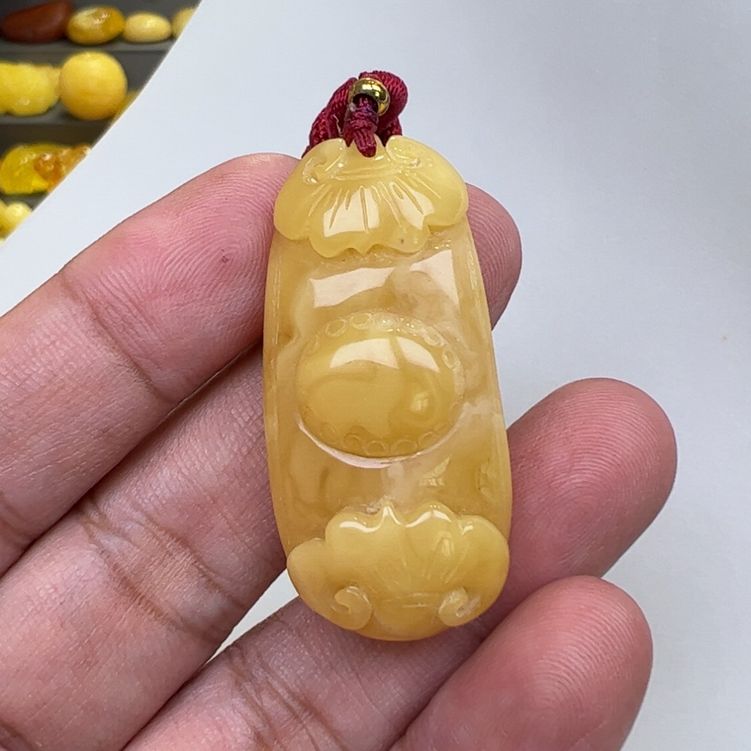 【闪购商品】琥珀裸石未镶嵌7.9克