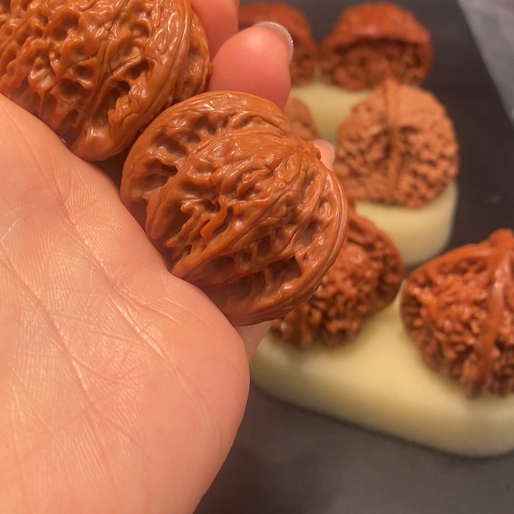【闪购商品】文玩核桃吊坠乌*工艺