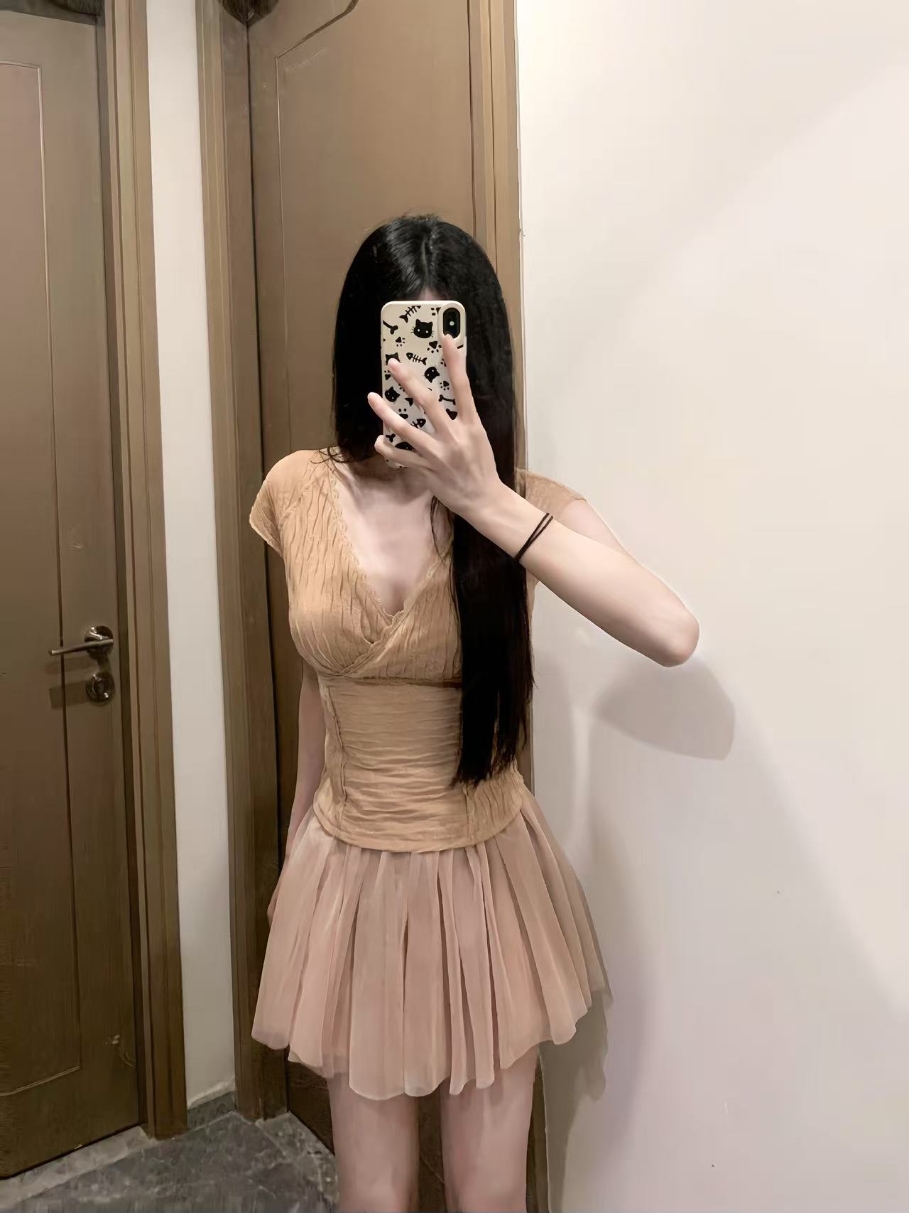 旅游季美衣直播间扣号N退N换