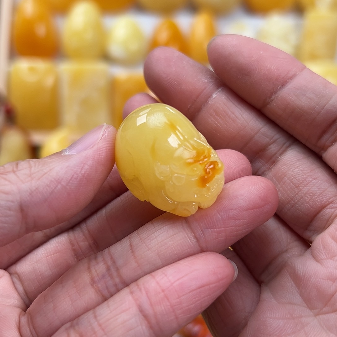 蜜蜡颈饰未镶嵌蜜蜡