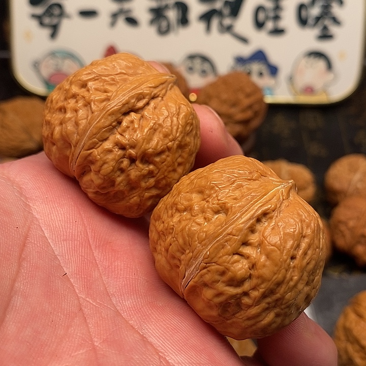 文玩核桃吊坠黄金蟒