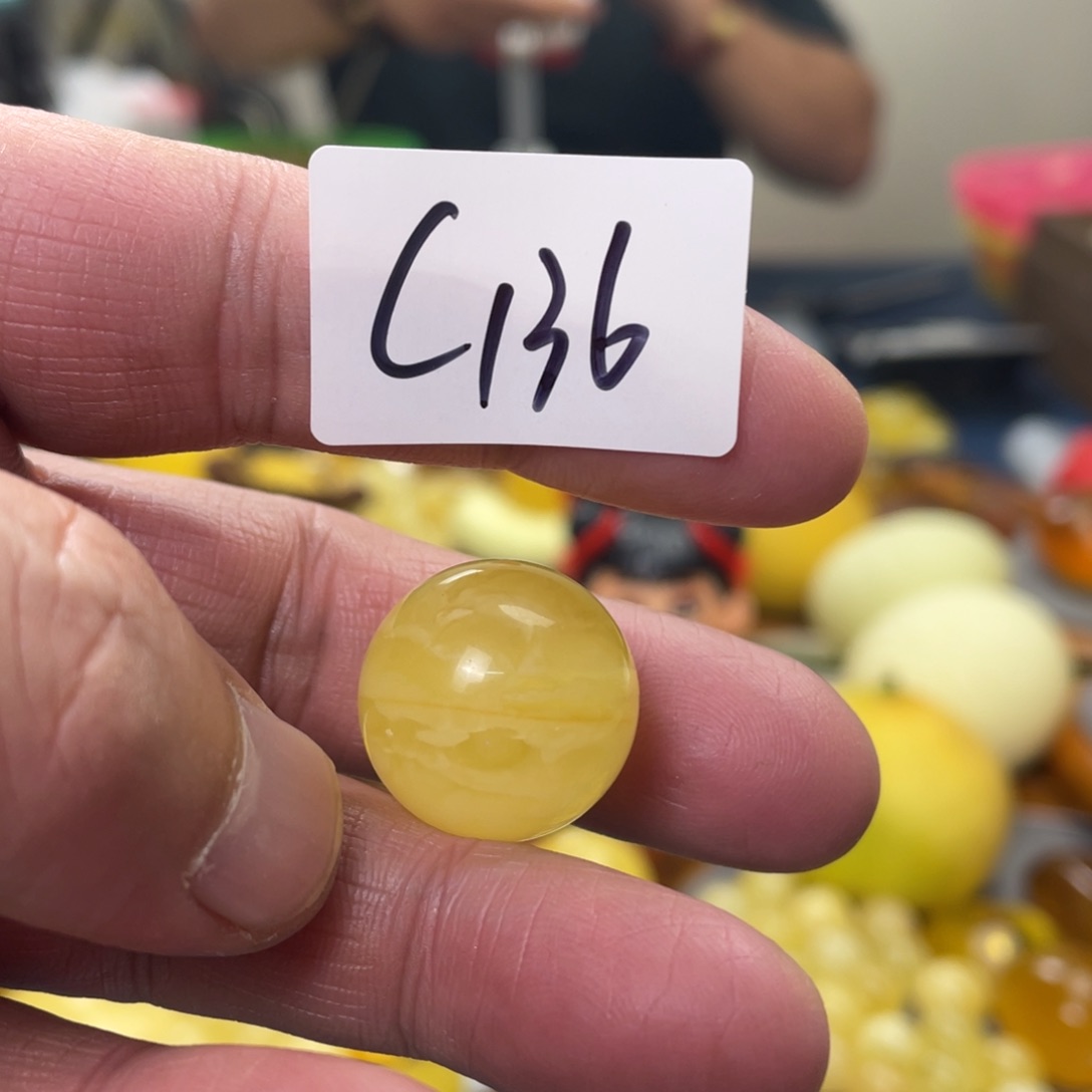 手链琥珀未镶嵌多样性发，发其中一件