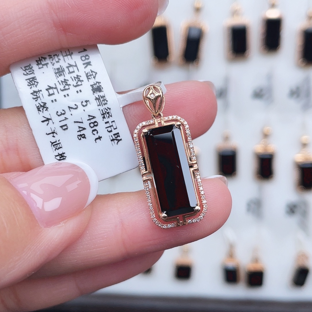 吊坠(不含链)碧玺18K金镶嵌