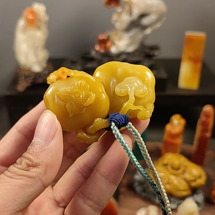 寿山石江***纷手把件手把件