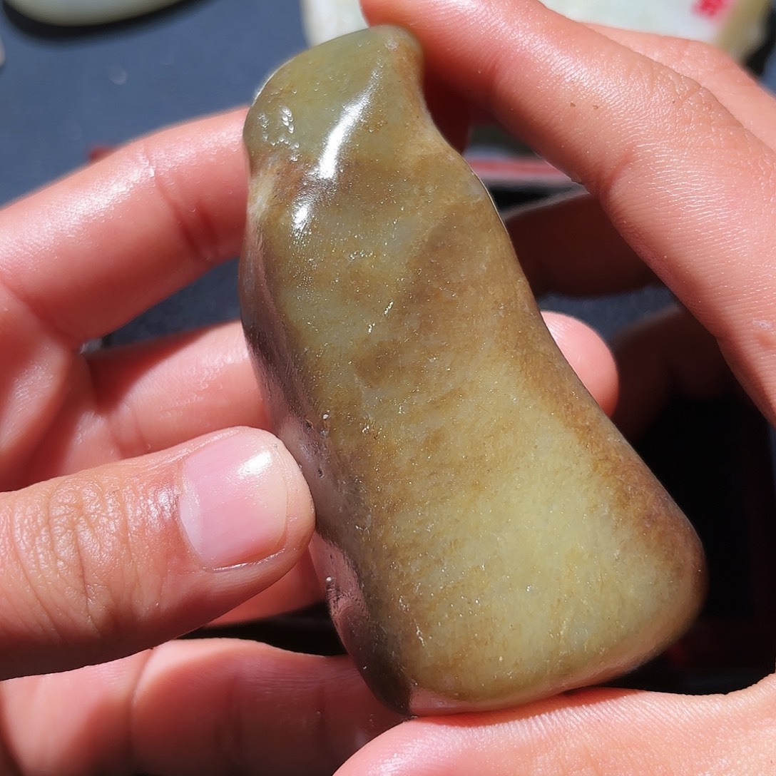 和田玉（糖玉）未镶嵌挂件