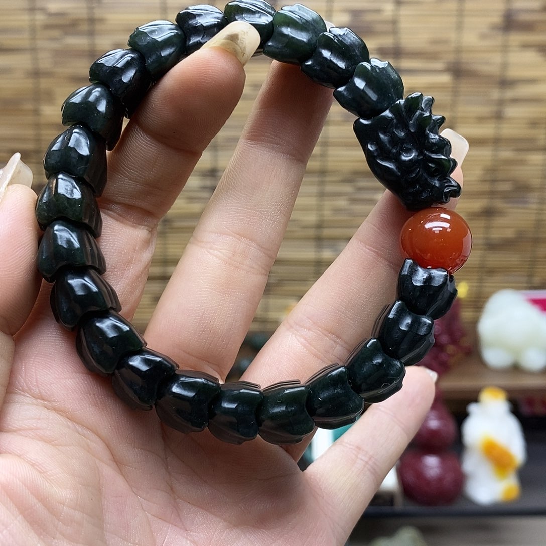 和田玉未镶嵌手链