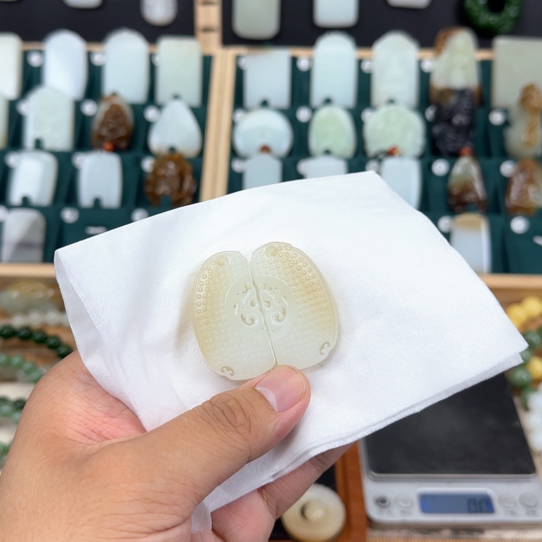 和田玉挂件未镶嵌