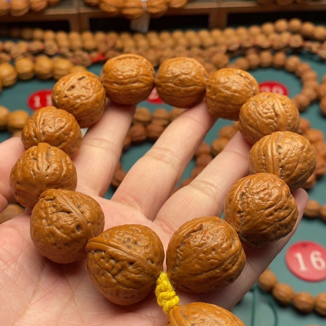 文玩核桃手串23尺寸三角桃心