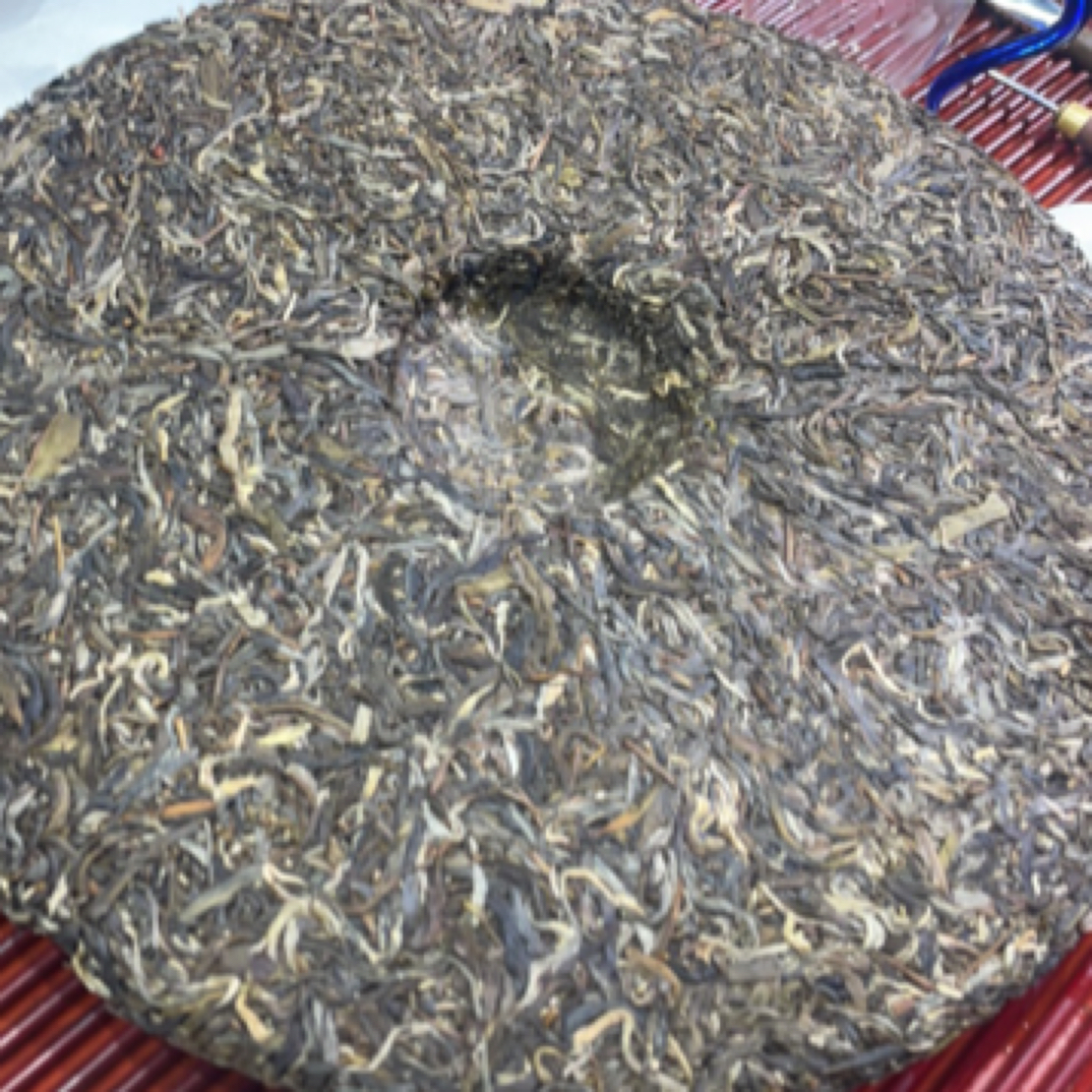2019年茶农周春芹家生茶大圆饼6斤