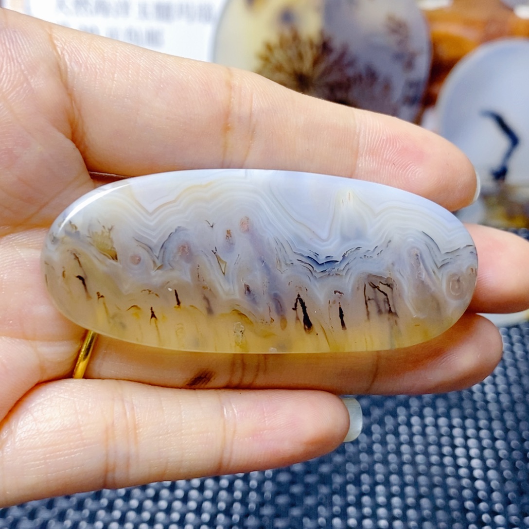 玛瑙/玉髓未镶嵌珠宝奇石