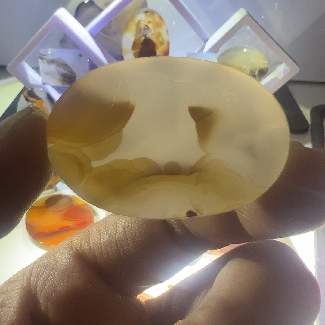 未镶嵌玛瑙/玉髓珠宝奇石