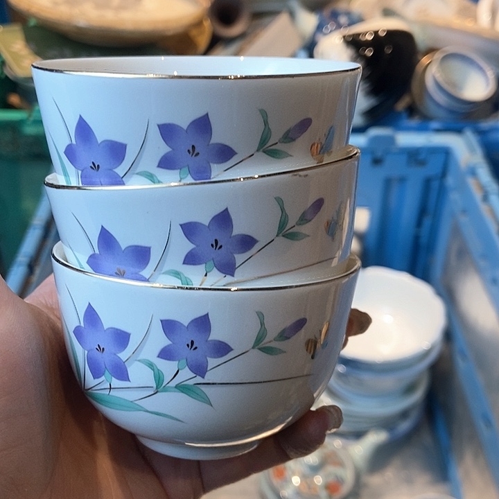 瓷片哈哈哈哈哈啊哈哈哈