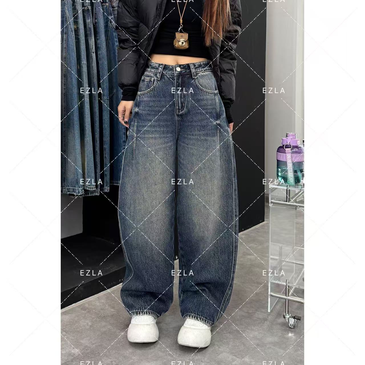 EZ8335-加绒加厚宽松时髦洋气裤氛围感穿搭百搭显瘦弯刀牛仔裤