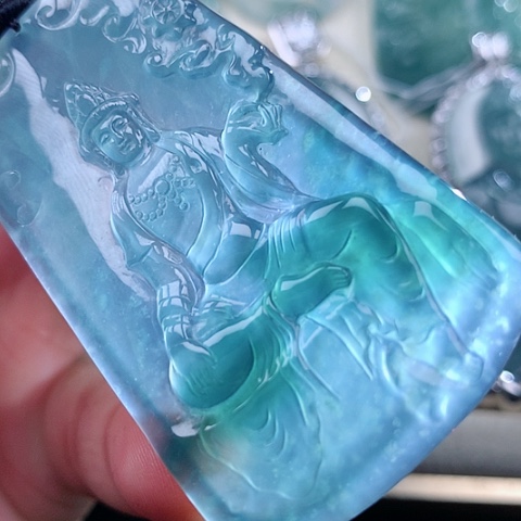 【闪购商品】翡翠颈饰未镶嵌天然翡翠