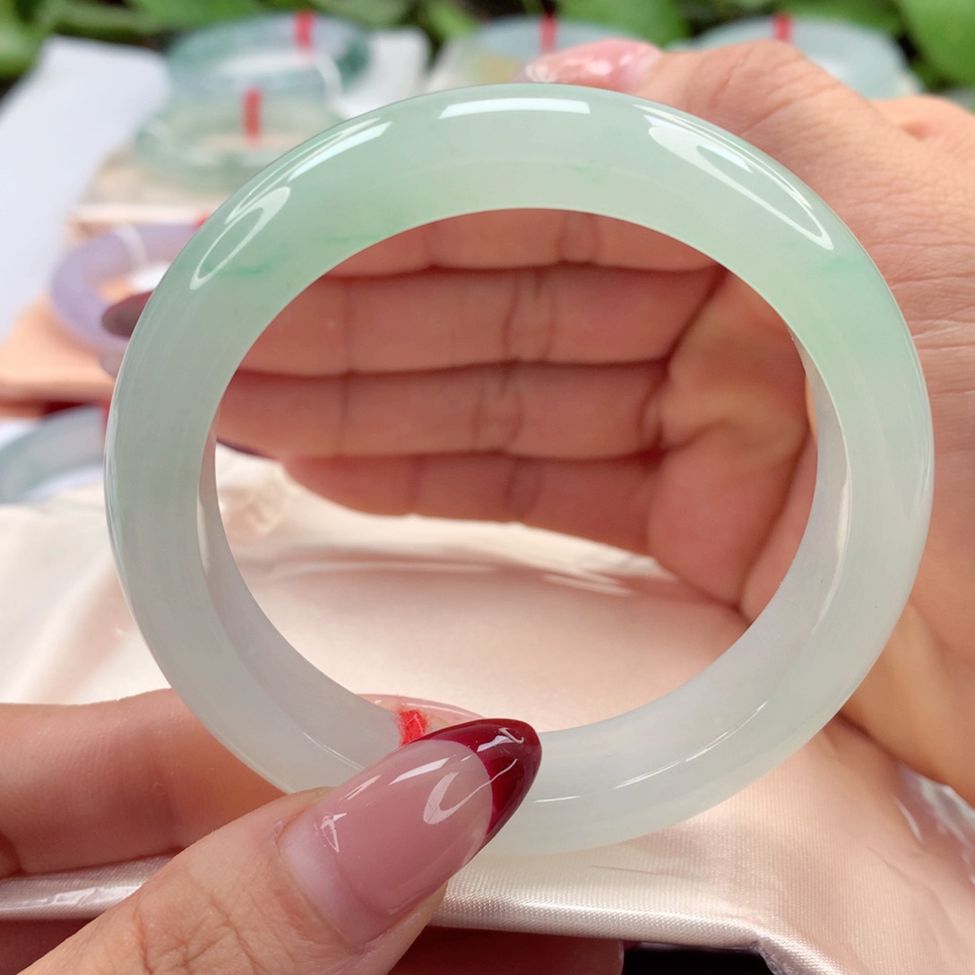 翡翠手镯未镶嵌54.4冰胶金丝绿 小柒挚爱款！！！！