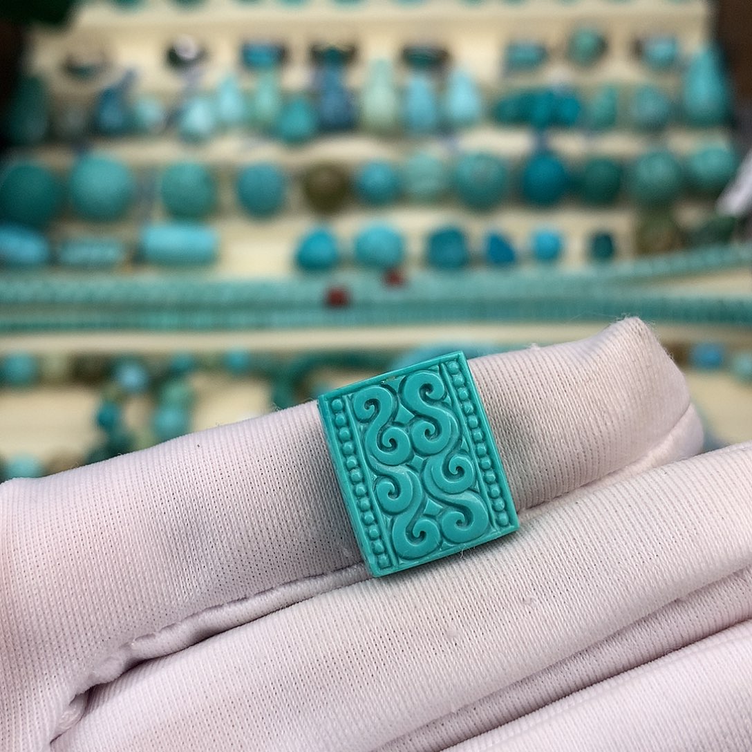 绿松石未镶嵌珠宝奇石