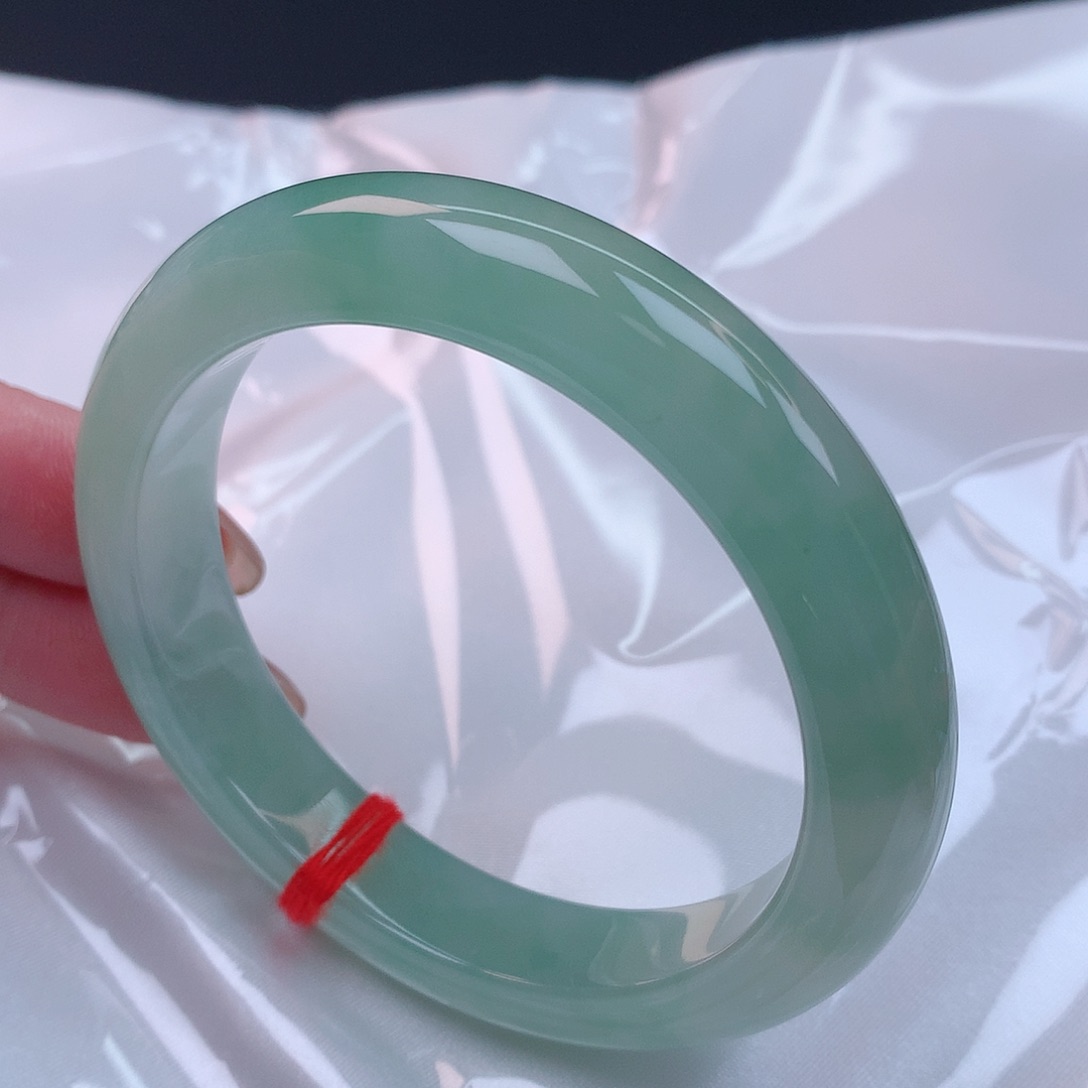 【闪购商品】未镶嵌手镯翡翠57+