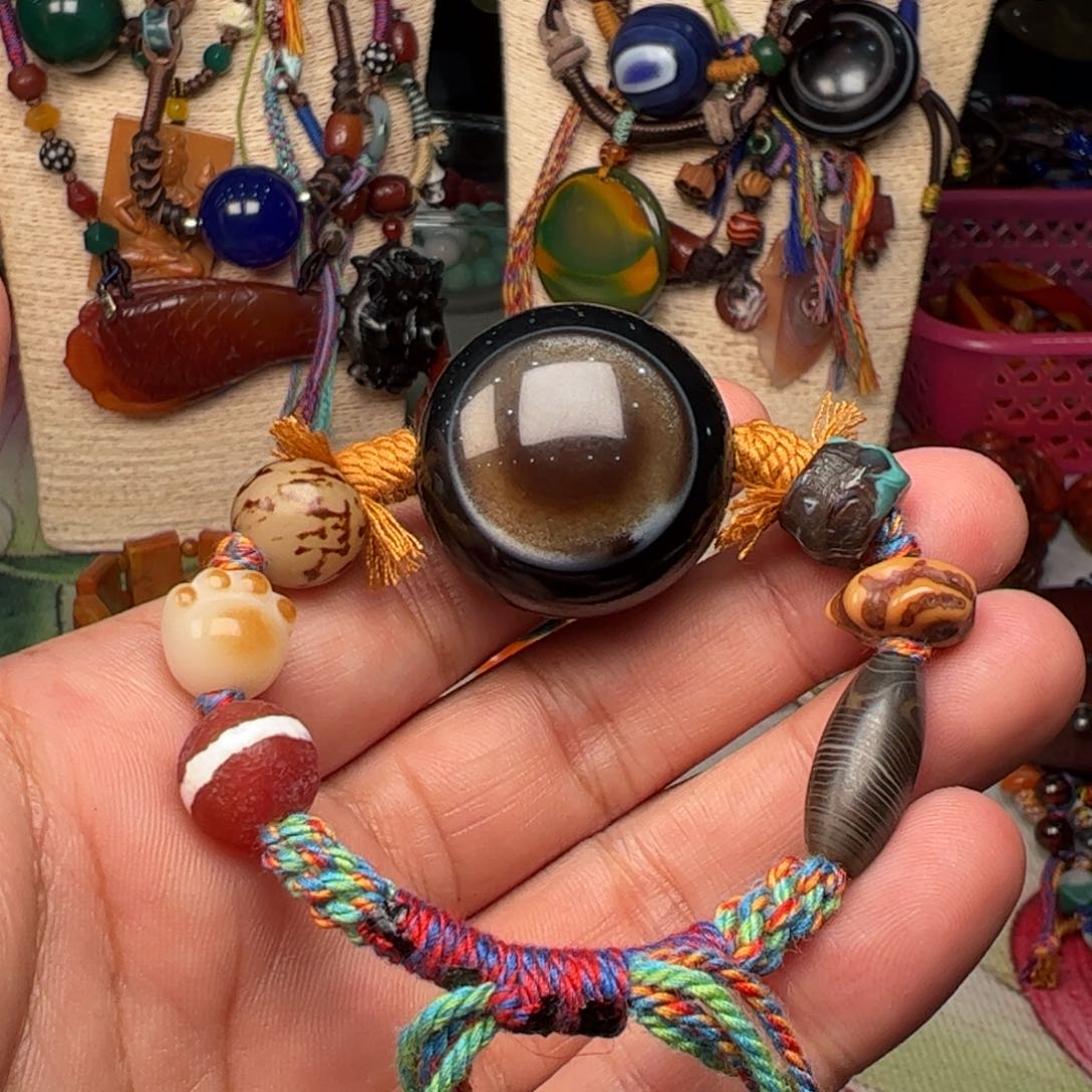 玛瑙/玉髓颈饰未镶嵌