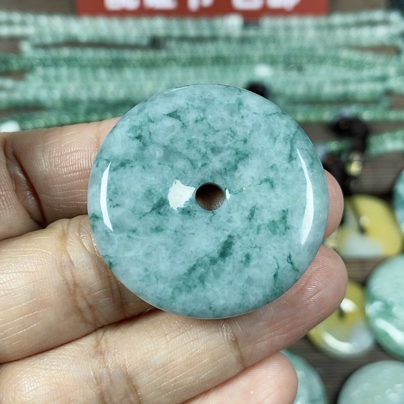 【闪购商品】翡翠颈饰未镶嵌玉吊坠翡翠玉平安扣