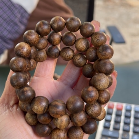 沉香手串装勺子存放料13克卡1.3多样性发1串