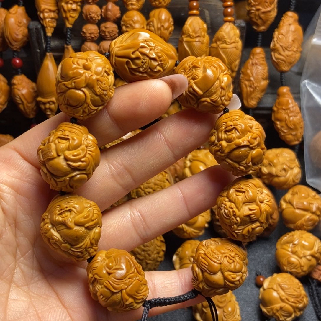 【闪购商品】手串/手链橄榄核王****定八方财神