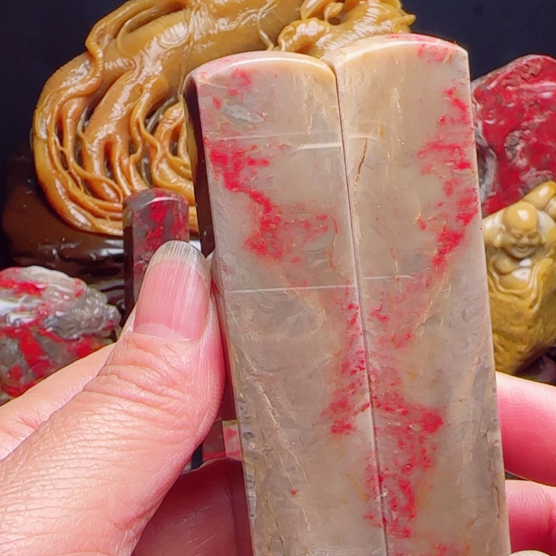 昌化石昌化鸡血石