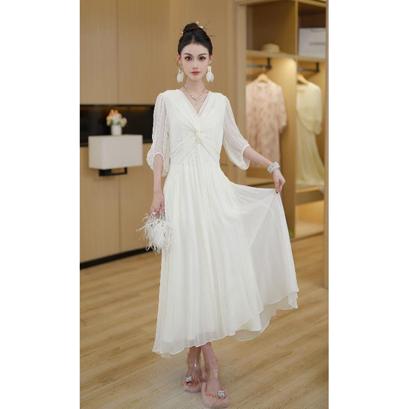 2025春季白色法式优雅设计感小众收腰中长款裙子