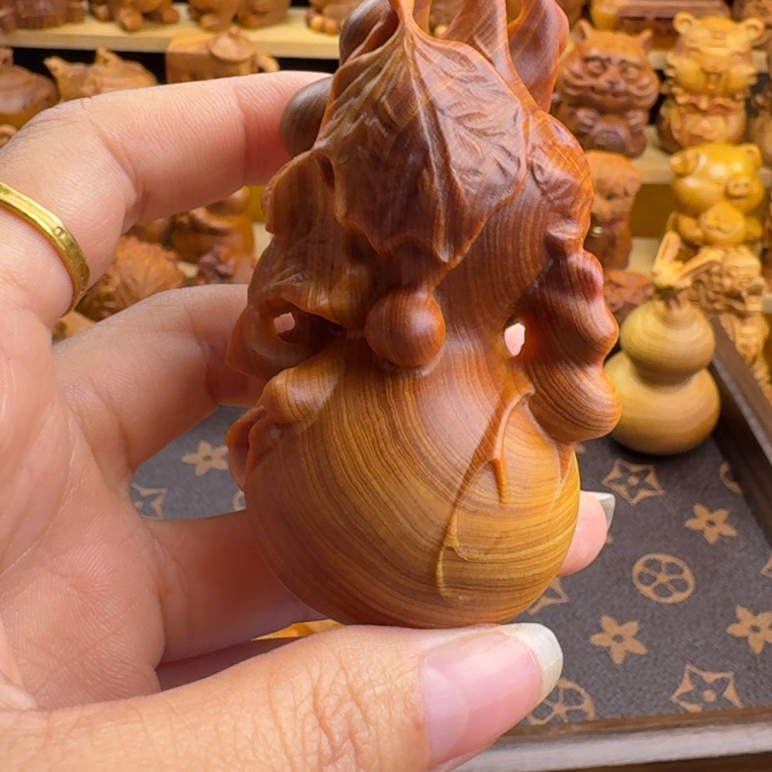 l***e柏木（崖柏）崖柏五福葫芦，一物一拍