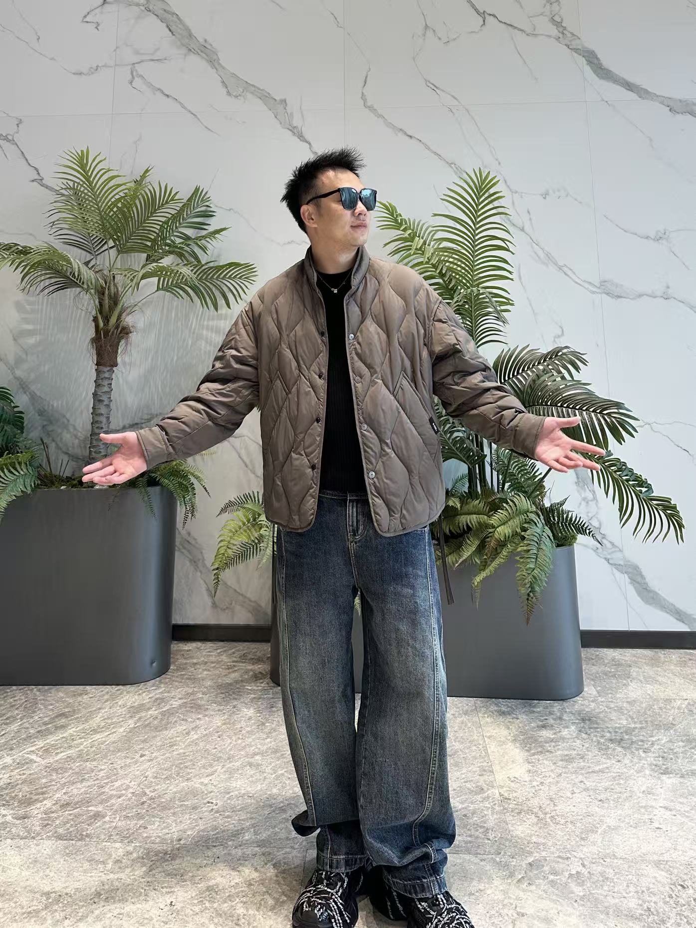 25冬季90白鸭绒菱形格衔缝羽绒服男士冬季轻盈款立领百搭外套3109