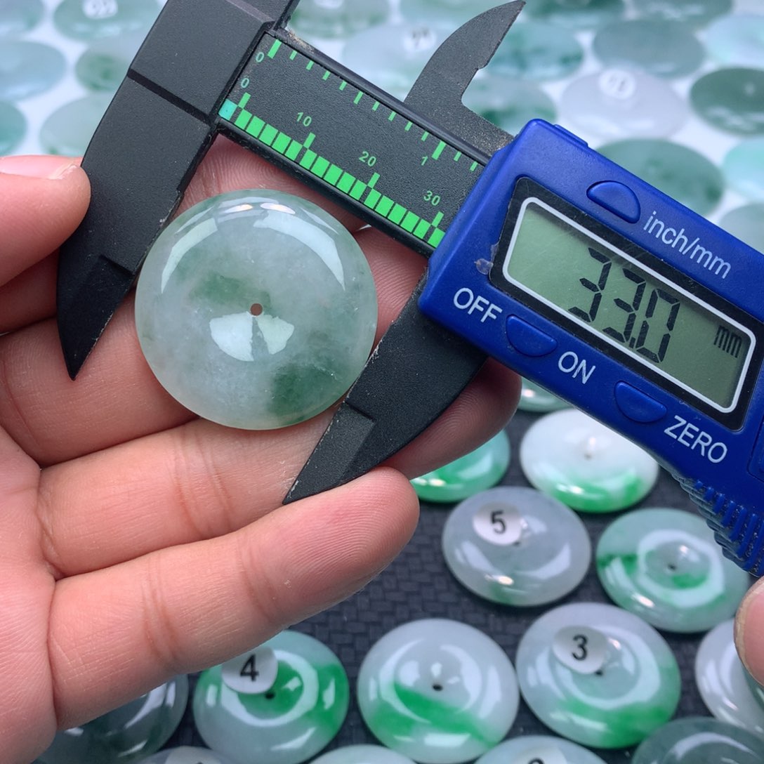 翡翠颈饰未镶嵌缅甸天然A货翡翠