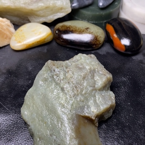 和田玉珠宝奇石未镶嵌