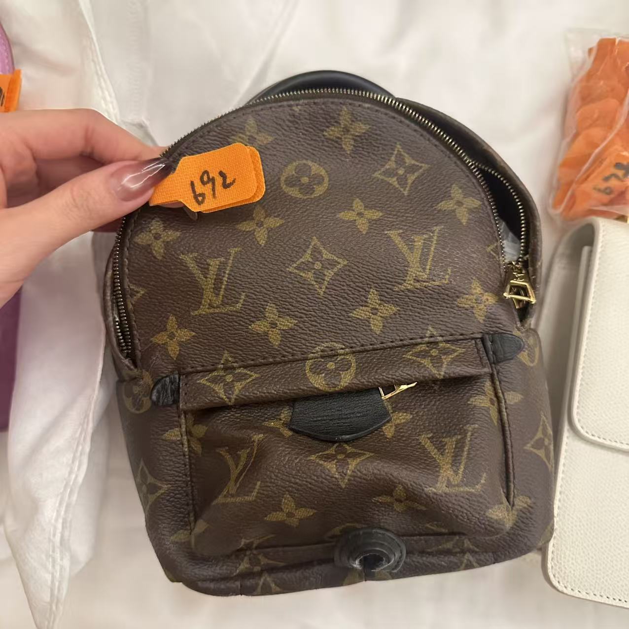 95新 LouisVuitton/路易威登 692  xx  /二奢包包