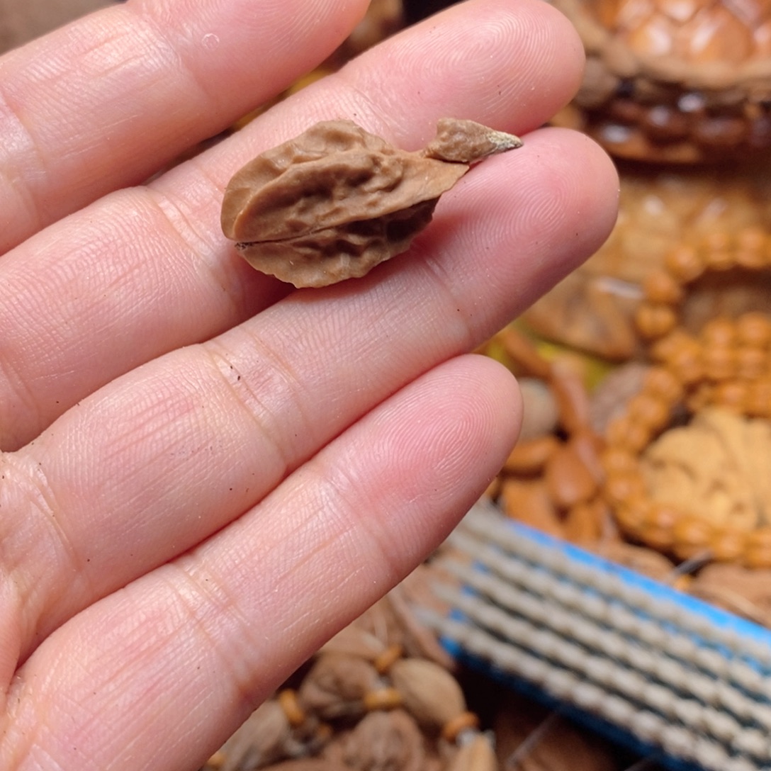 文玩核桃吊坠核桃83