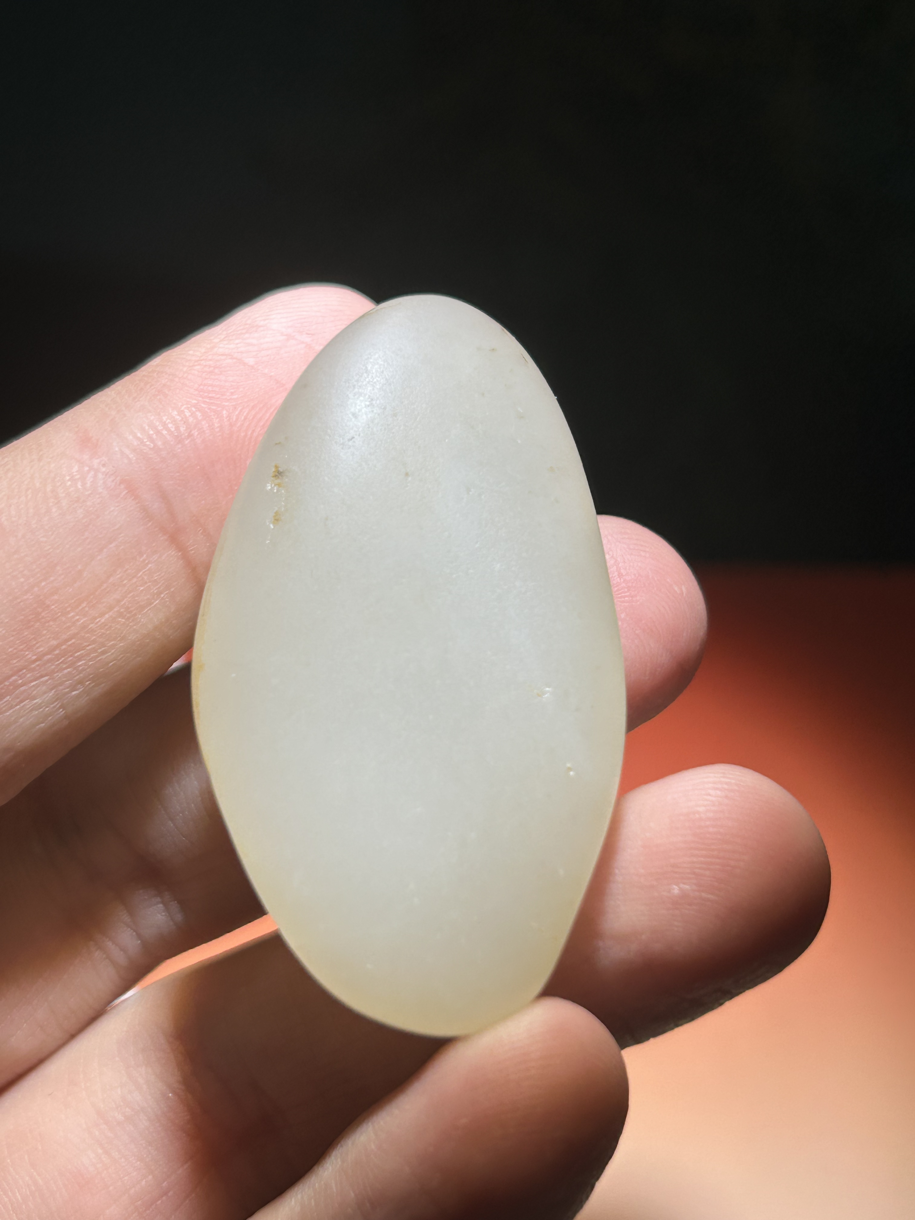 25 克/一级细度光白籽挂件原石