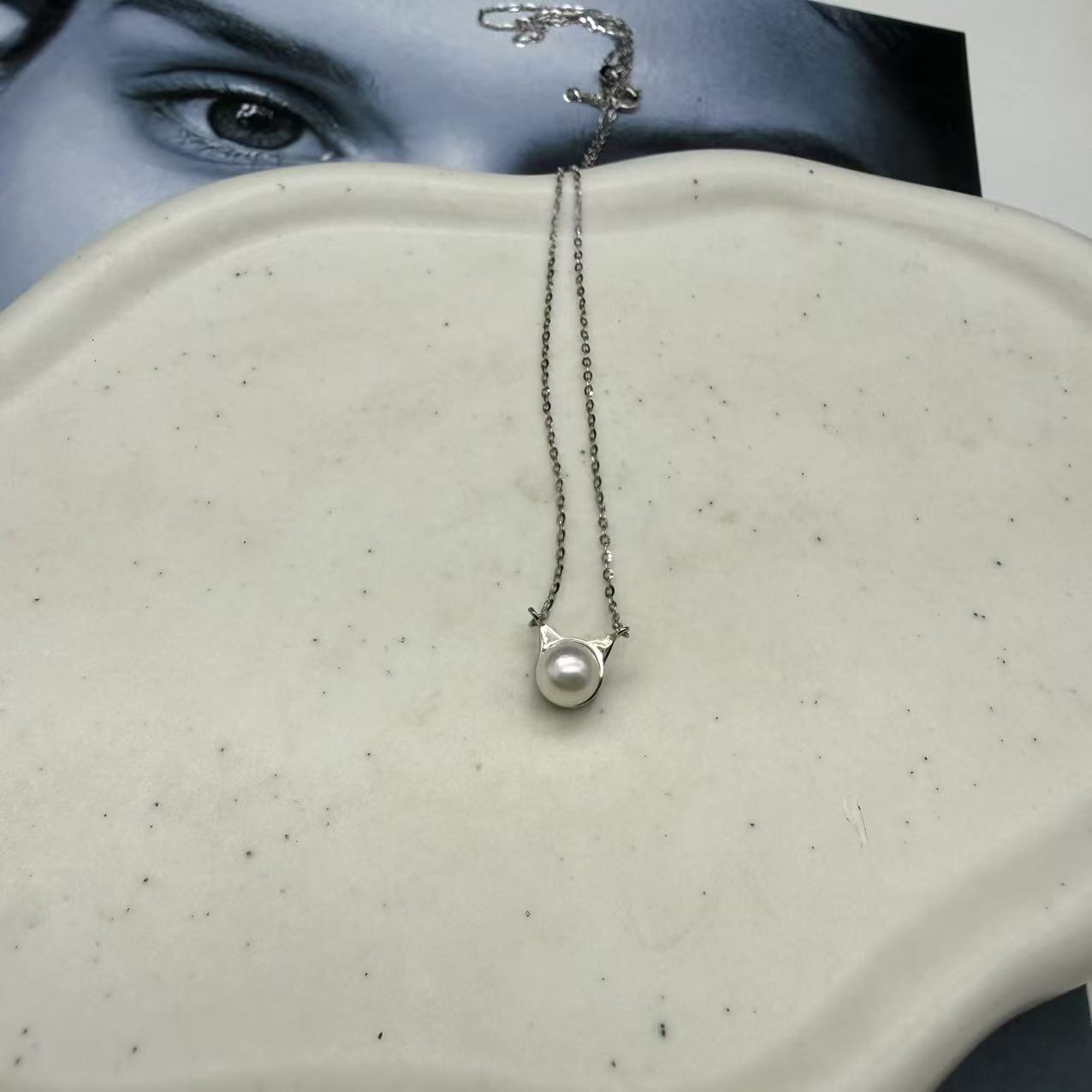 【E105】淡水珍珠猫耳朵吊坠