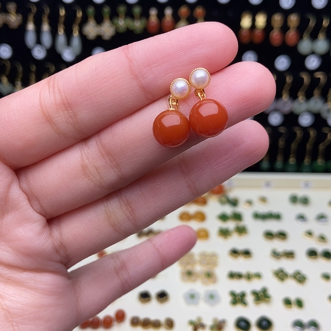 小****和田玉银S925镀金镶嵌耳饰