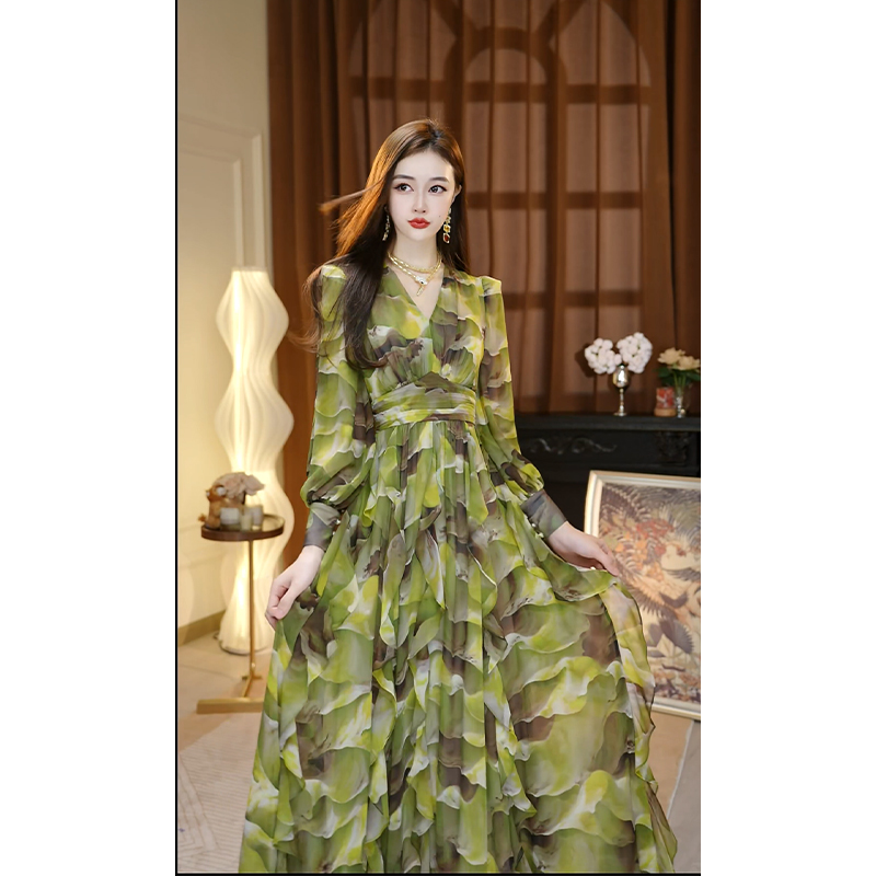 尤克菲儿 “精灵森林”原创设计轻奢高定气质印花荷叶高腰连衣裙