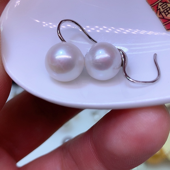 银S925镶嵌耳饰淡水珍珠