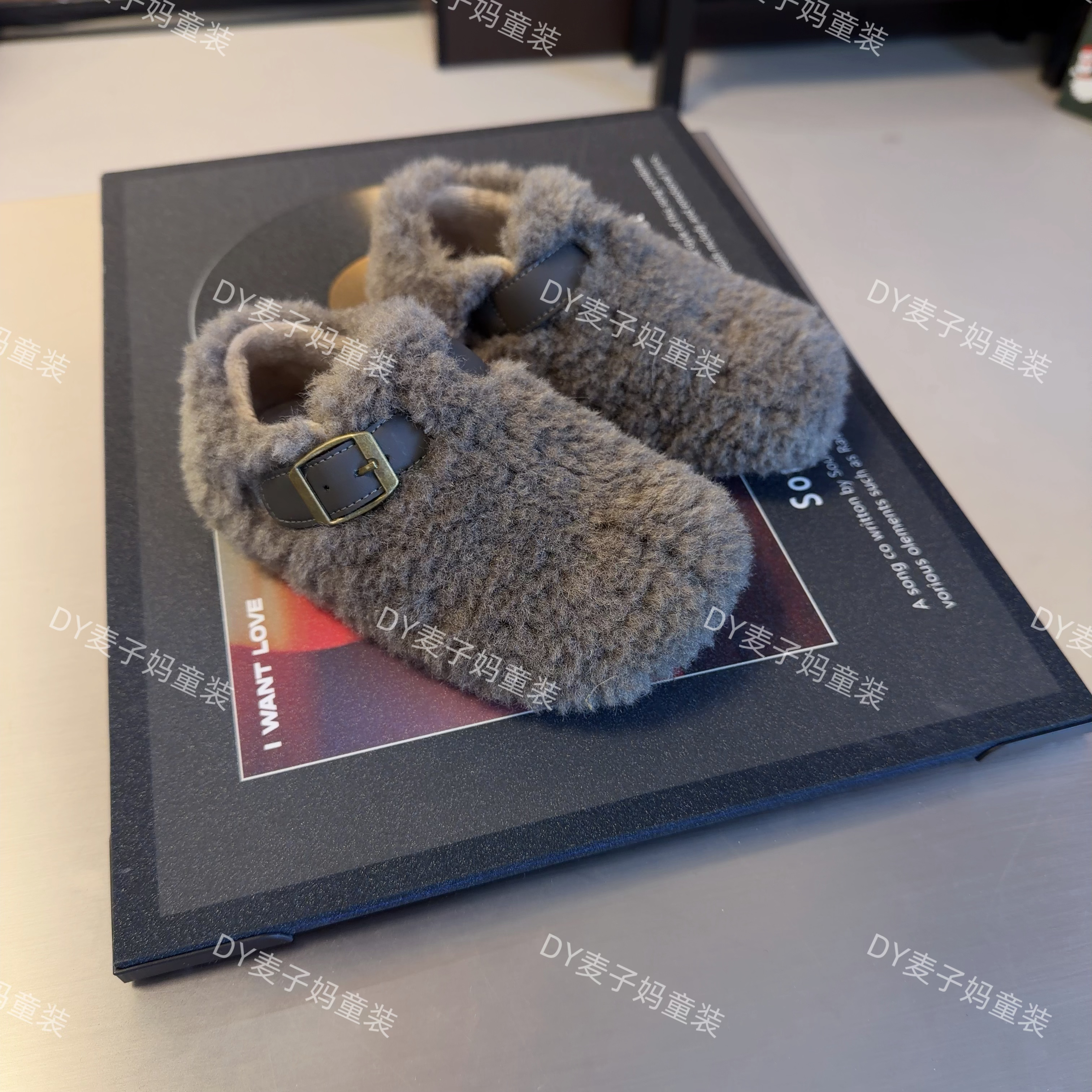 现货MZ.年款毛毛鞋-儿童冬季过年搭配软底魔术贴加绒毛毛鞋154