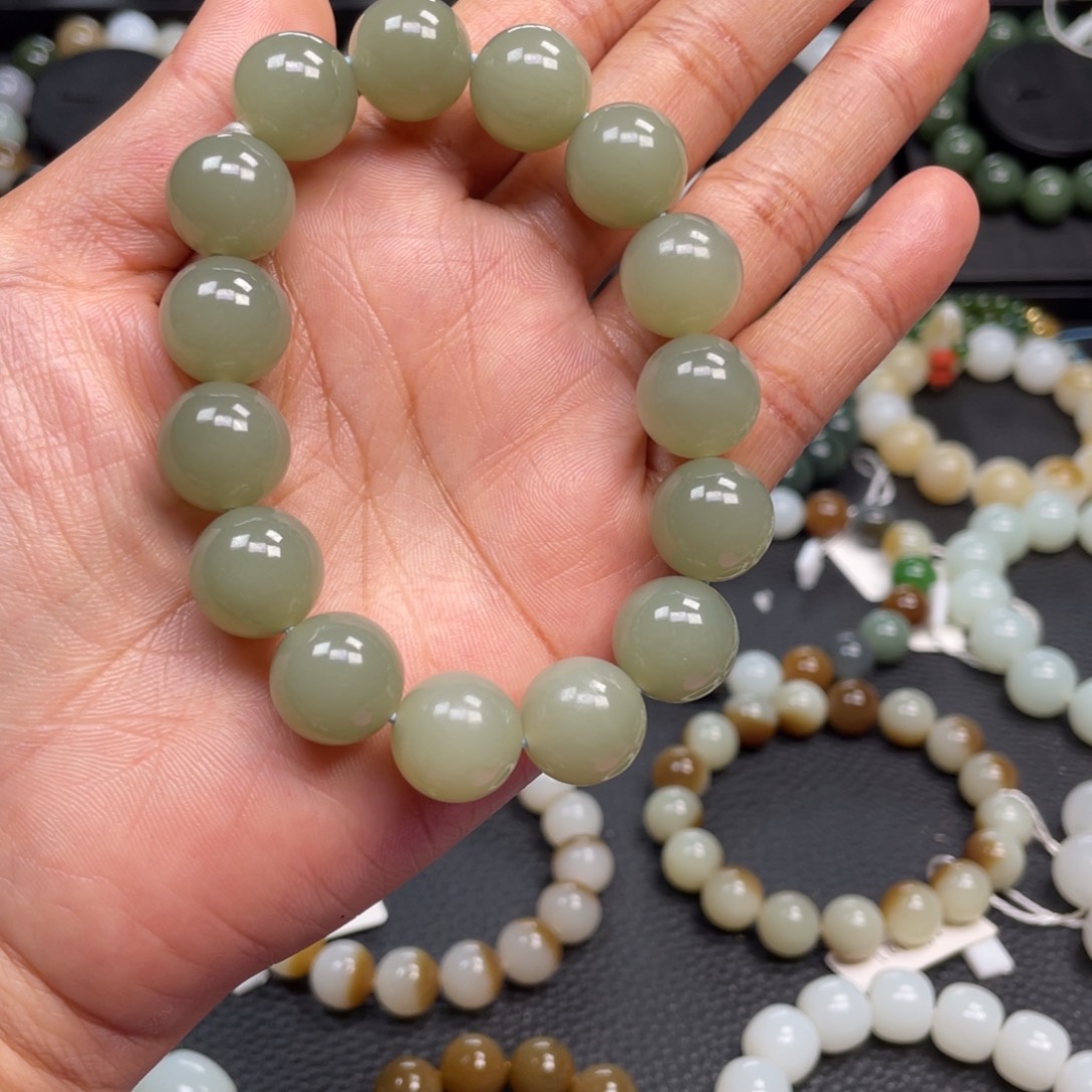 未镶嵌手链和田玉