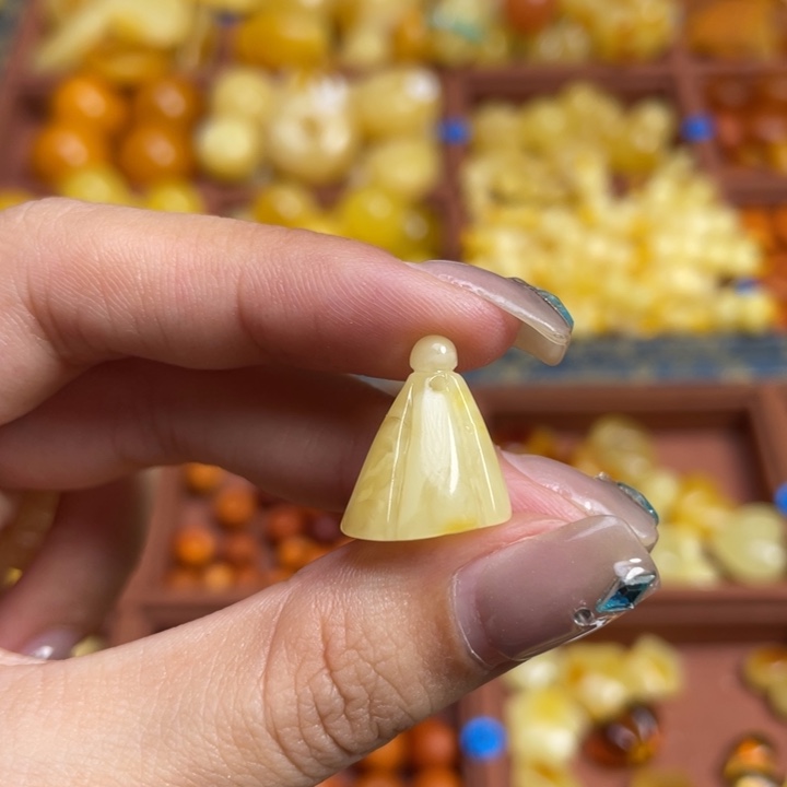 萝***莉蜜蜡未镶嵌珠宝奇石微瑕福利莲蓬