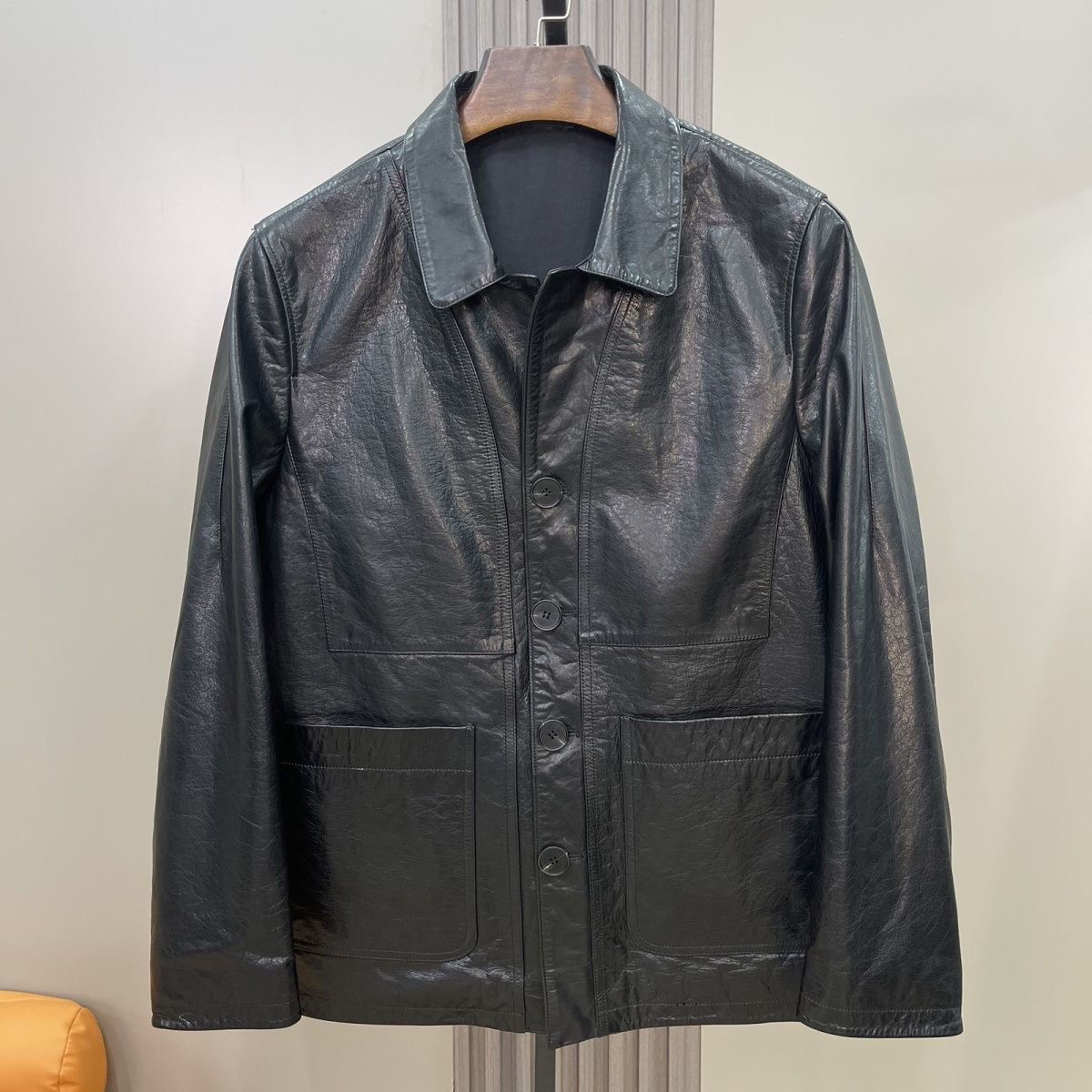 真皮皮衣男夹克头层小牛皮短款机车服翻领宽松外套高档真皮衣皮夹