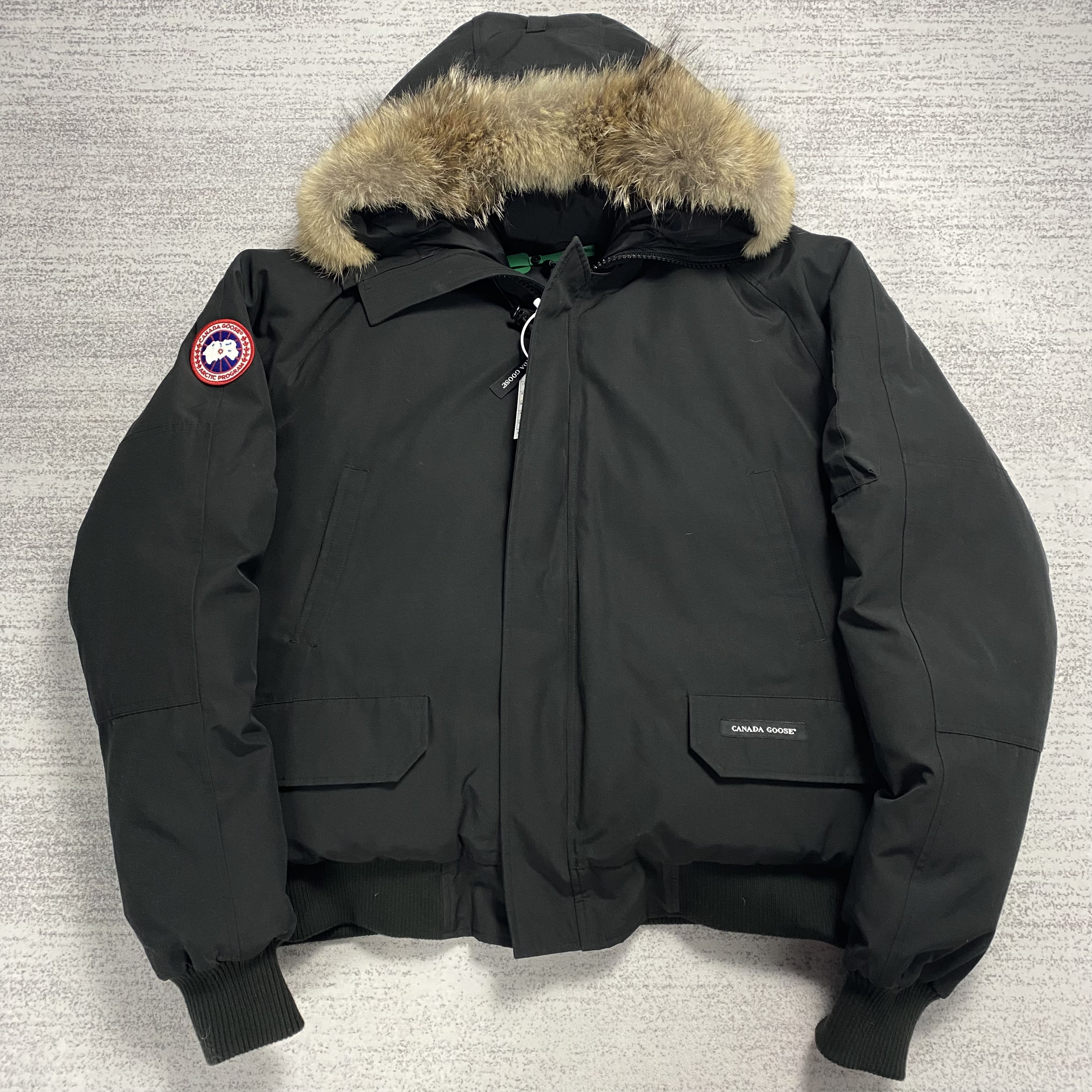 【canada goose】加拿大鹅 XXL 黑色飞行员chilliwack羽绒服 99新