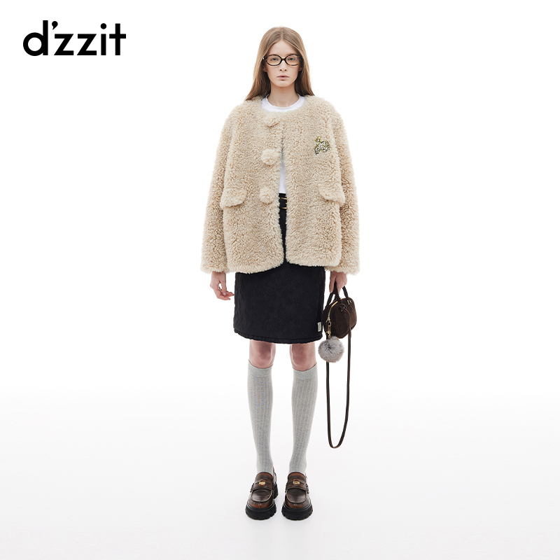 明星同款dzzit地素短外套冬季钉水钻设计毛绒感廓形女3I4G1159B