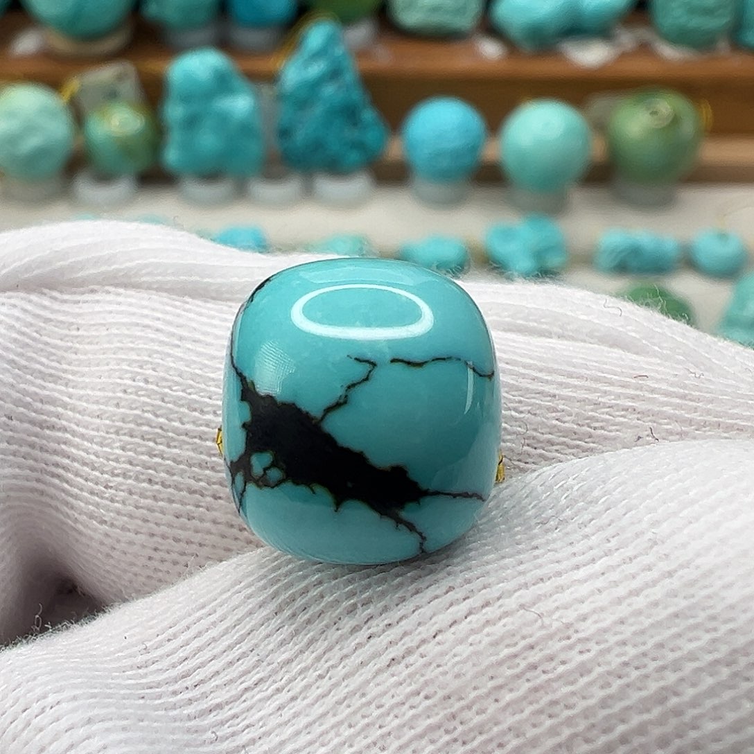 绿松石配饰未镶嵌