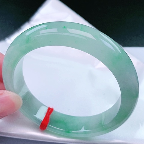 翡翠手镯未镶嵌50号