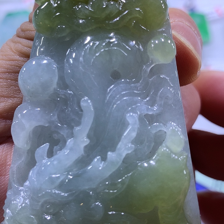 翡翠未镶嵌颈饰天然翡翠吊坠A货