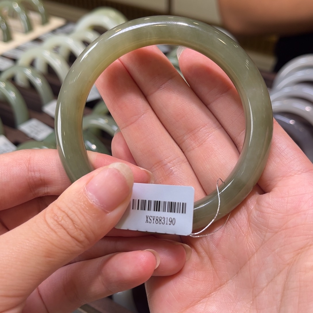 和田玉手镯未镶嵌58