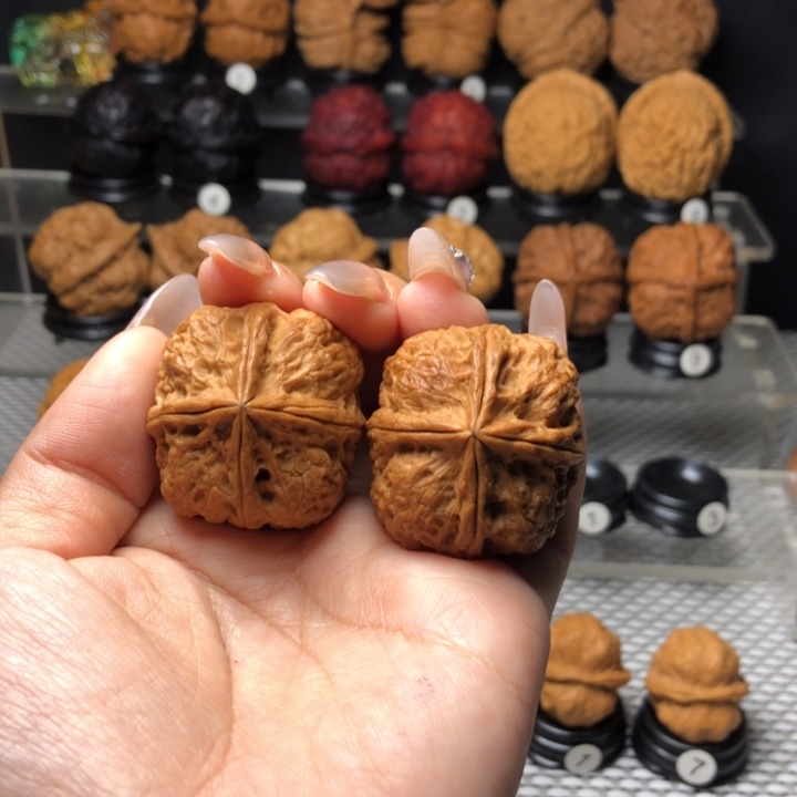 橄榄核吊坠大****）135金刚四棱